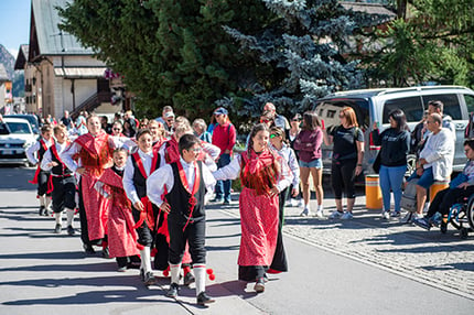 FOLKLORE IN PIAZZA