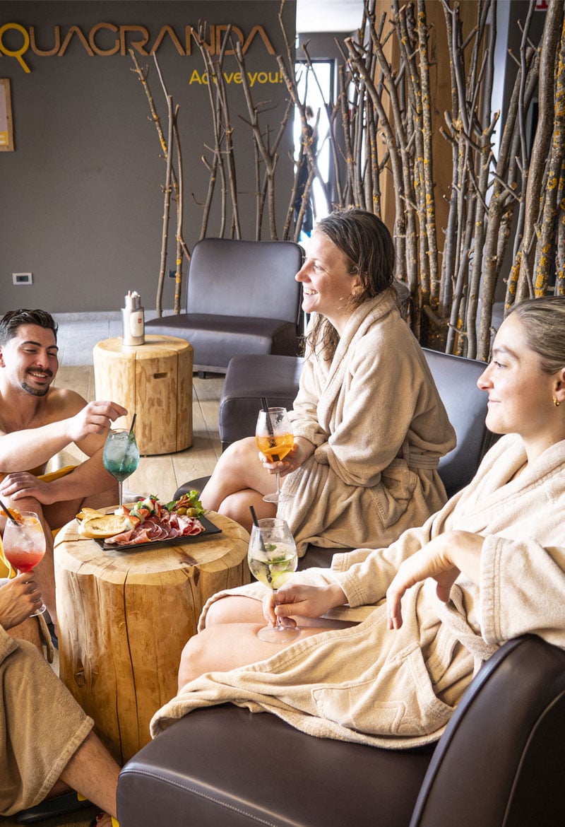 img-aquagranda-wellness-aperitif